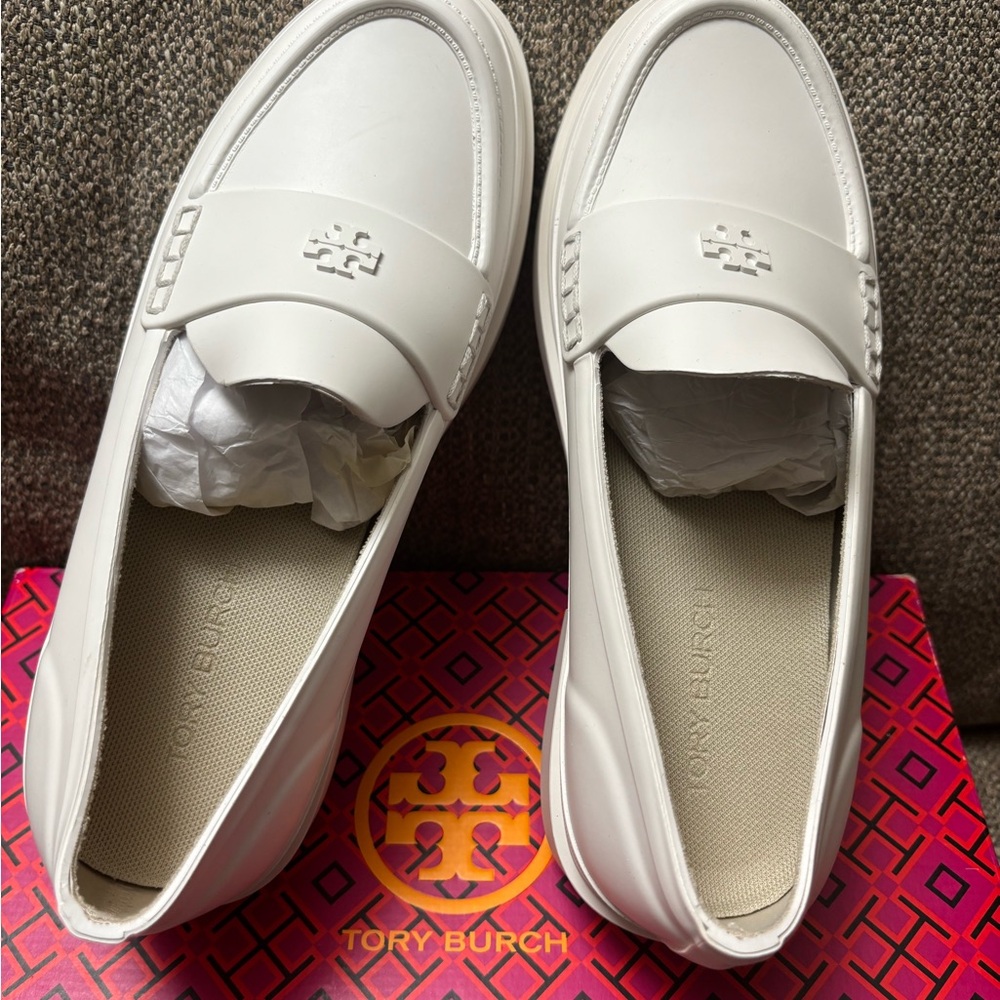 ☔️ Tory Burch Classic Rain Loafer – Off White ☔️